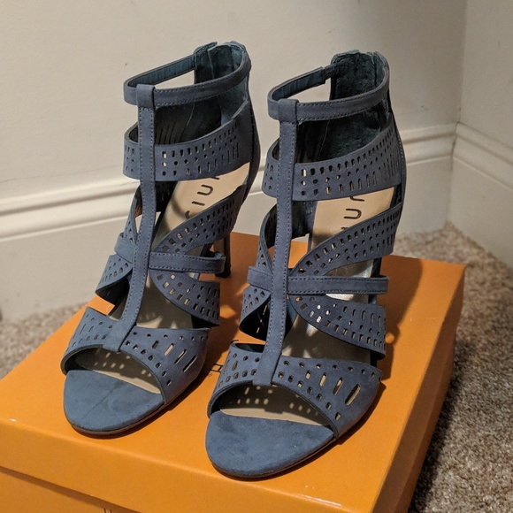 NEW Unisa Light blue suede pump - Picture 2 of 8